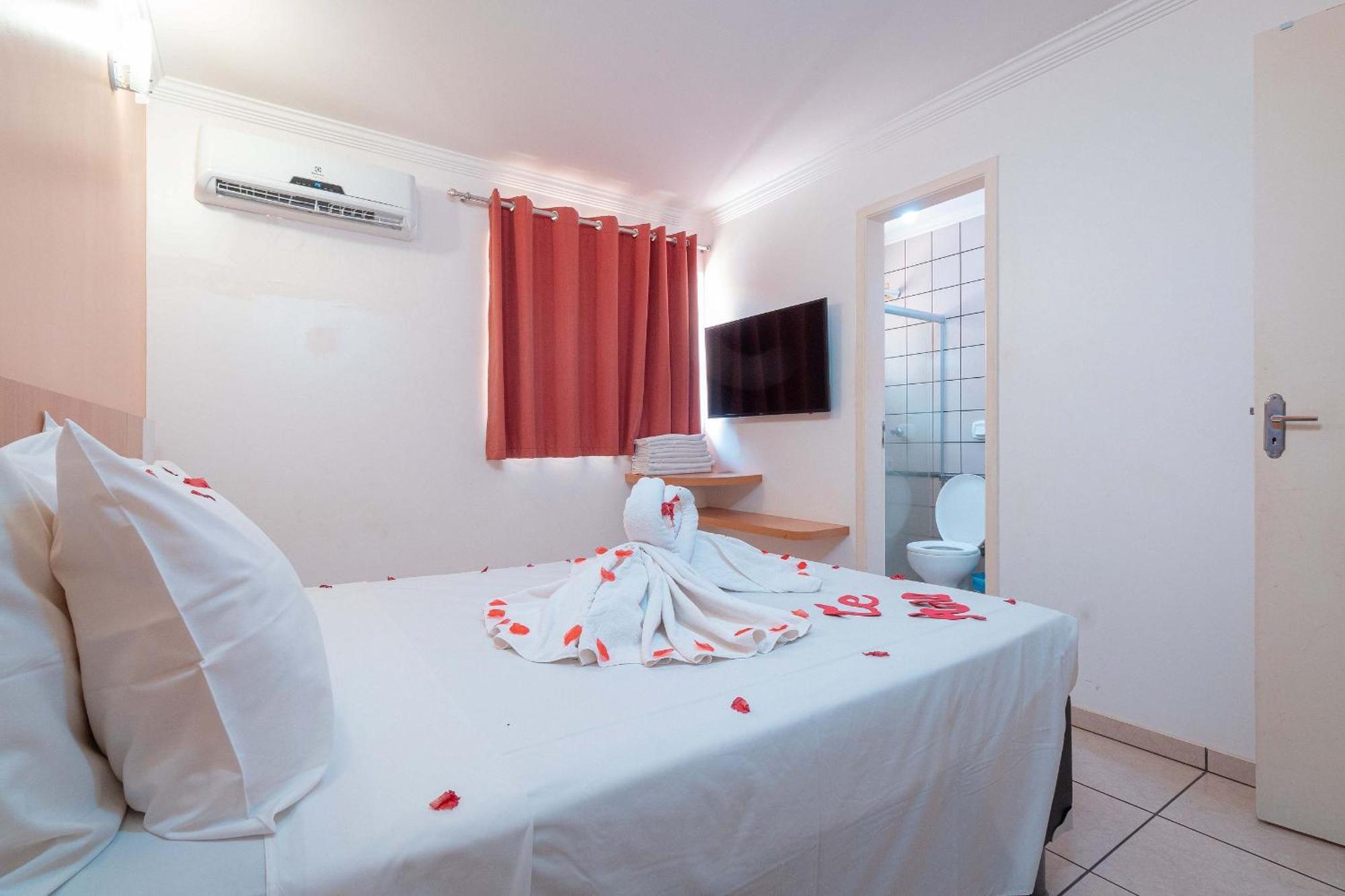 Diroma Fiori Apartment Caldas Novas Exterior photo